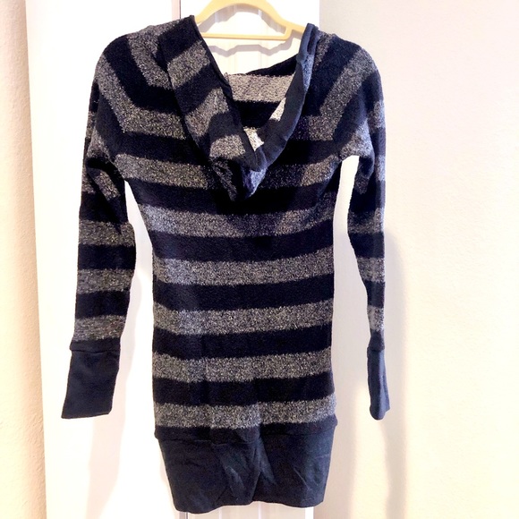 Exclusion Black and Gray Wool Hoodie Sweater Tunic Long Top - Picture 3 of 9